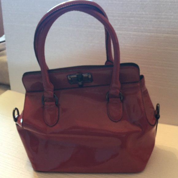 le chateau Paten Leather Handbag - Picture 1 of 6